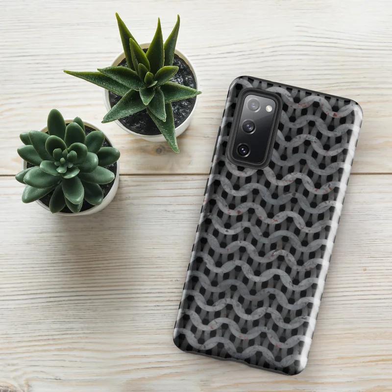 Glossy Iron Chain Armor Tough Case for Samsung — close-up pattern of interlocking steel chain mail rings with rust spots