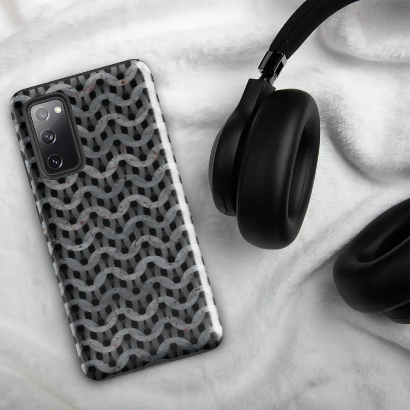 Glossy Iron Chain Armor Tough Case for Samsung — close-up pattern of interlocking steel chain mail rings with rust spots